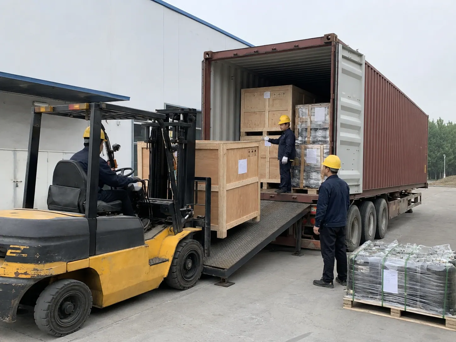 Koordinierte Industriefracht für die Containerverladung